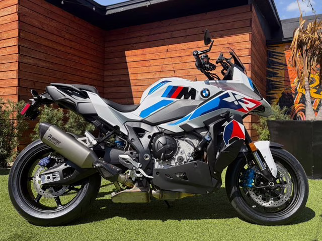 2026 LIGHT WHITE / M MOTORSPORT BMW M 1000 XR LIGHT WHITE/ M MOTORSPORT