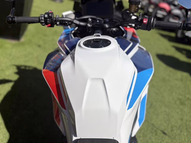 2026 LIGHT WHITE / M MOTORSPORT BMW M 1000 XR LIGHT WHITE/ M MOTORSPORT