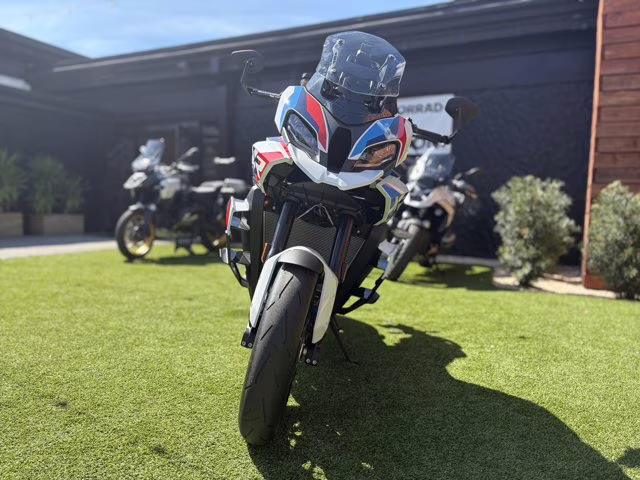 2026 LIGHT WHITE / M MOTORSPORT BMW M 1000 XR LIGHT WHITE/ M MOTORSPORT
