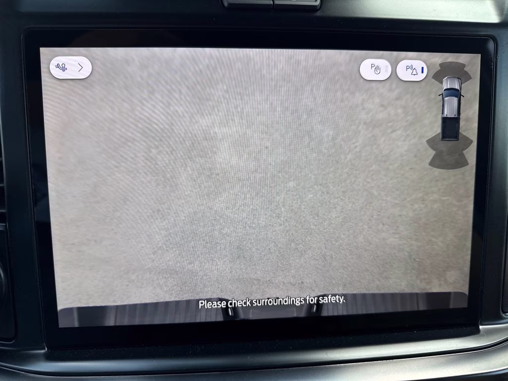 2026 Oxford White Ford Super Duty F-250 SRW Lariat 4X4 Truck