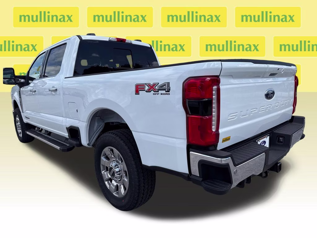 2026 Oxford White Ford Super Duty F-250 SRW Lariat 4X4 Truck