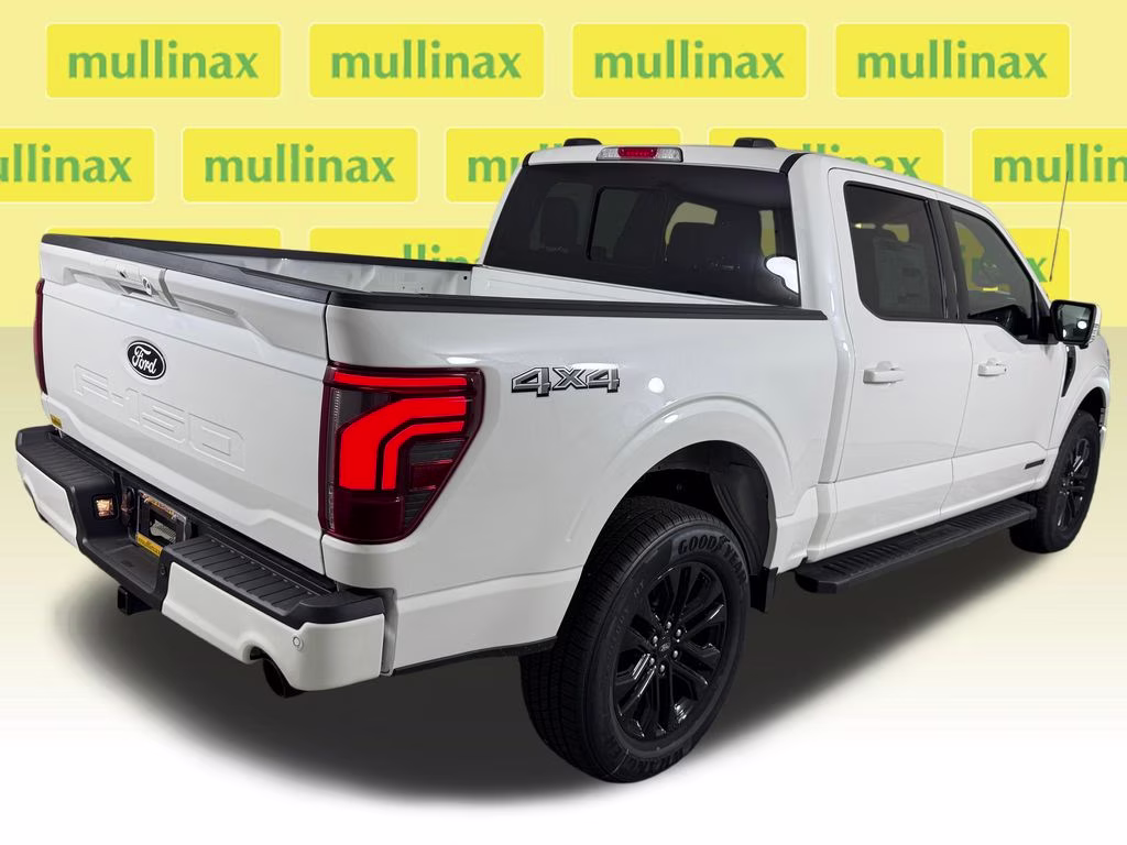 2026 Star White Metallic Tri-Coat Ford F-150 Lariat 4X4 Truck