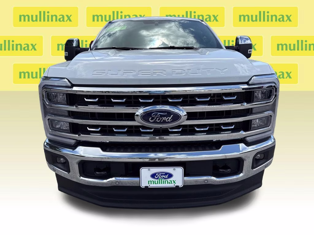 2026 Oxford White Ford Super Duty F-250 SRW Lariat 4X4 Truck