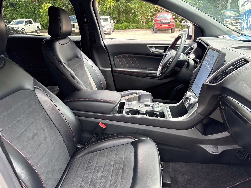 2024 White Metallic Ford Edge ST Line AWD SUV