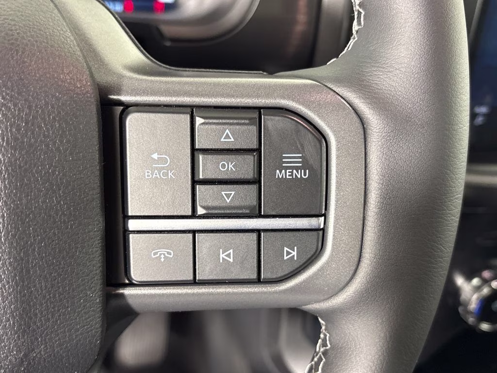 2026 White Ford F-150 Lariat 4X4 Truck