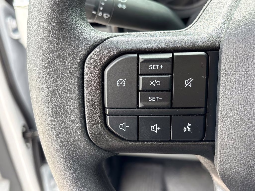 2026 Oxford White Ford Super Duty F-250 SRW XL 4X4 Truck