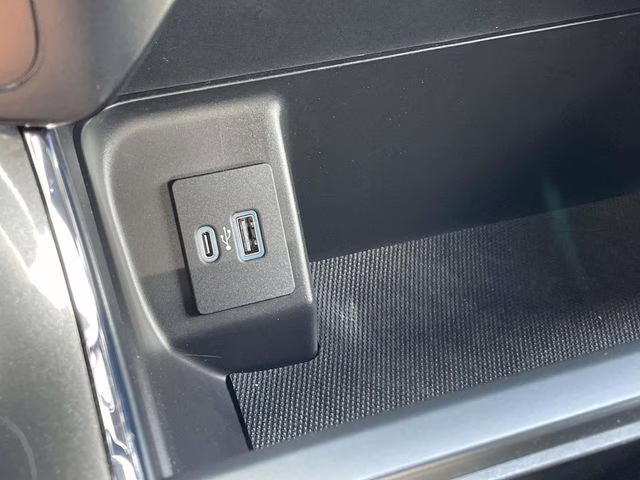 2023 Agate Black Metallic Ford F-150 XLT 4X4 Truck