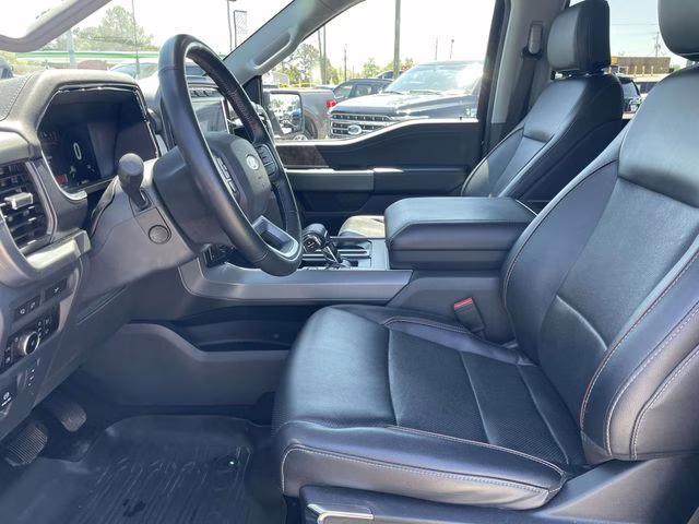 2023 Black Metallic Ford F-150 Lariat 4X4 Truck