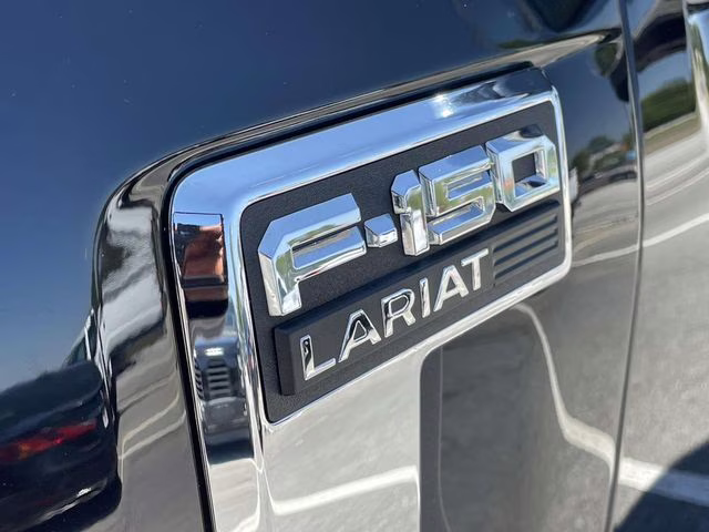 2023 Black Metallic Ford F-150 Lariat 4X4 Truck