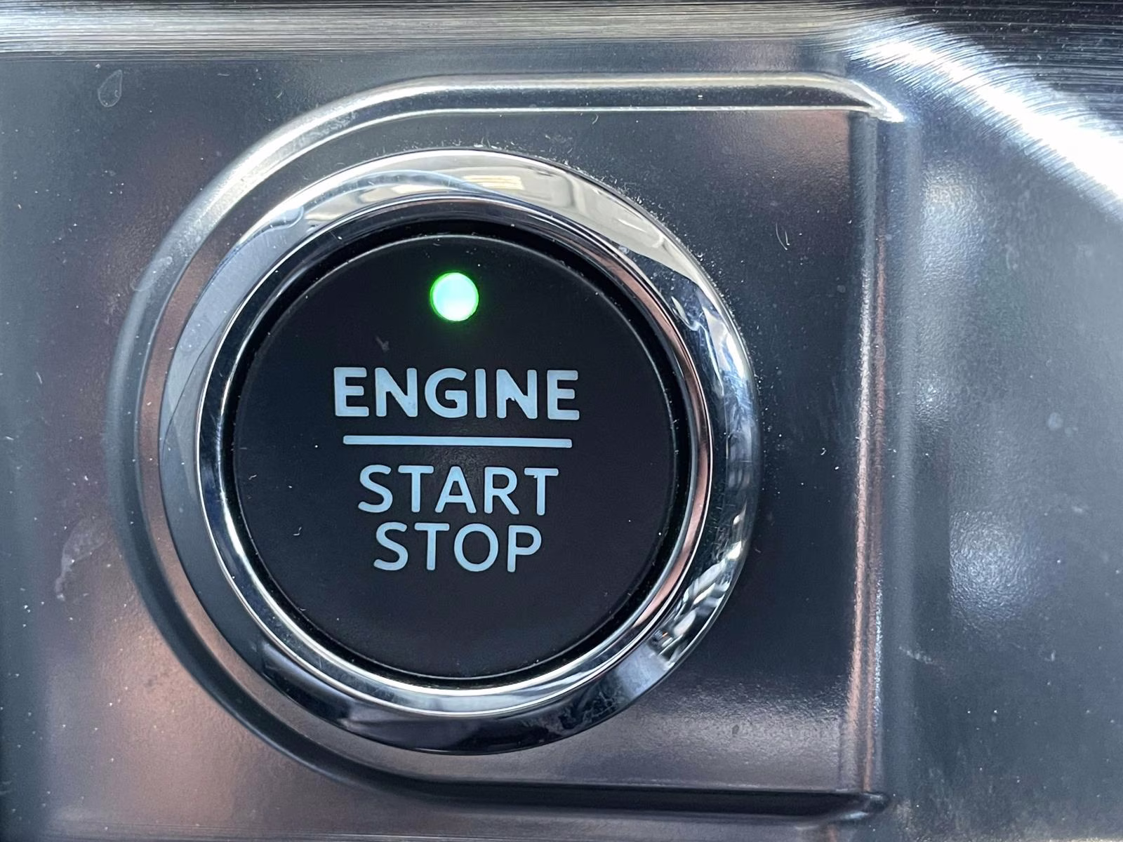 2023 Black Metallic Ford F-150 Lariat 4X4 Truck