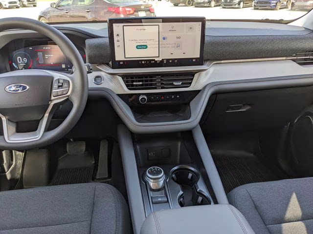 2026 Star White Metallic Tri-Coat Ford Explorer Active RWD SUV