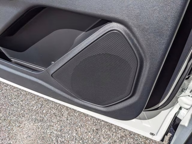 2026 Star White Metallic Tri-Coat Ford Explorer Active RWD SUV