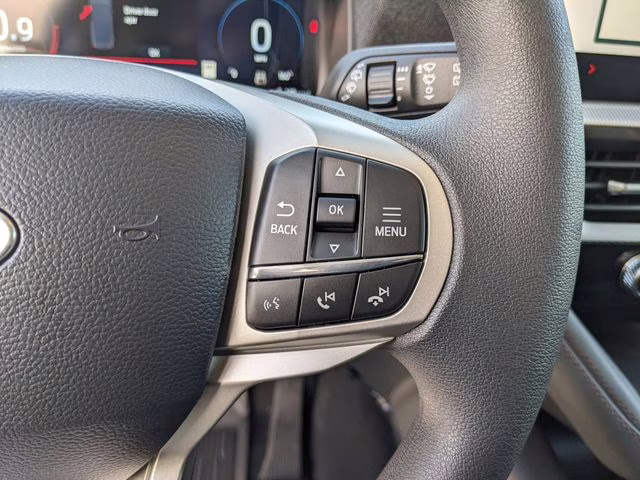 2026 Star White Metallic Tri-Coat Ford Explorer Active RWD SUV