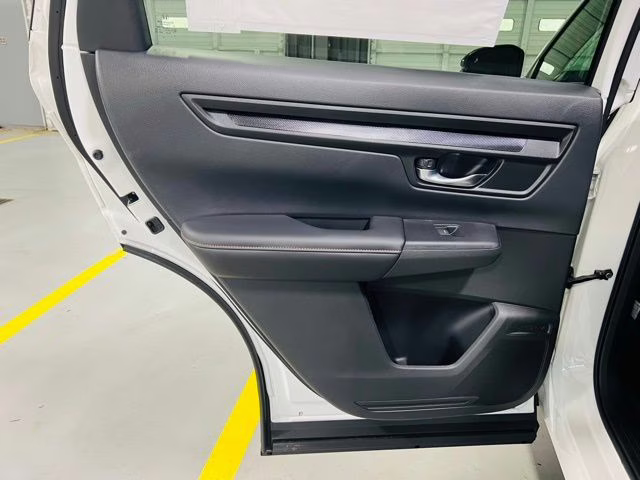 2026 Platinum White Pearl Honda CR-V Hybrid Sport FWD SUV