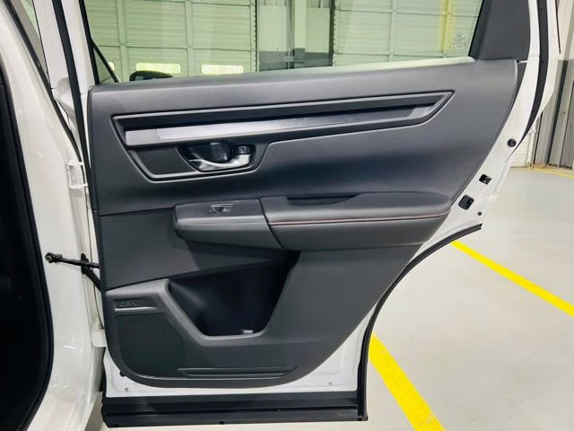 2026 Platinum White Pearl Honda CR-V Hybrid Sport FWD SUV