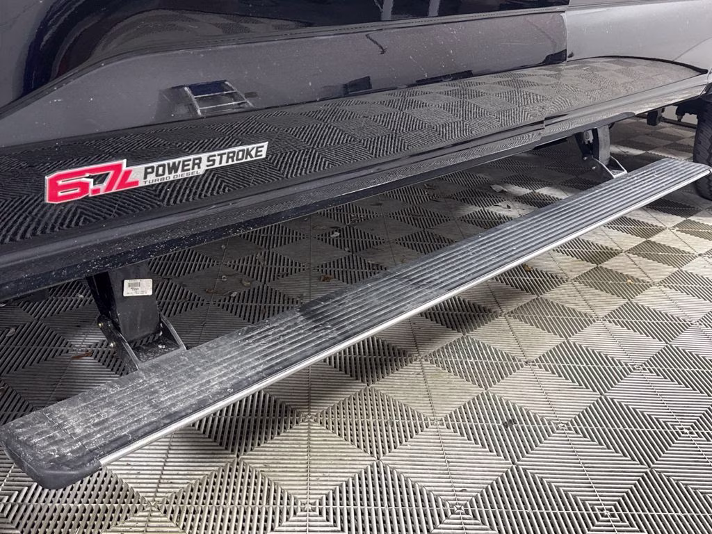 2026 Agate Black Metallic Ford Super Duty F-250 SRW Platinum 4X4 Truck