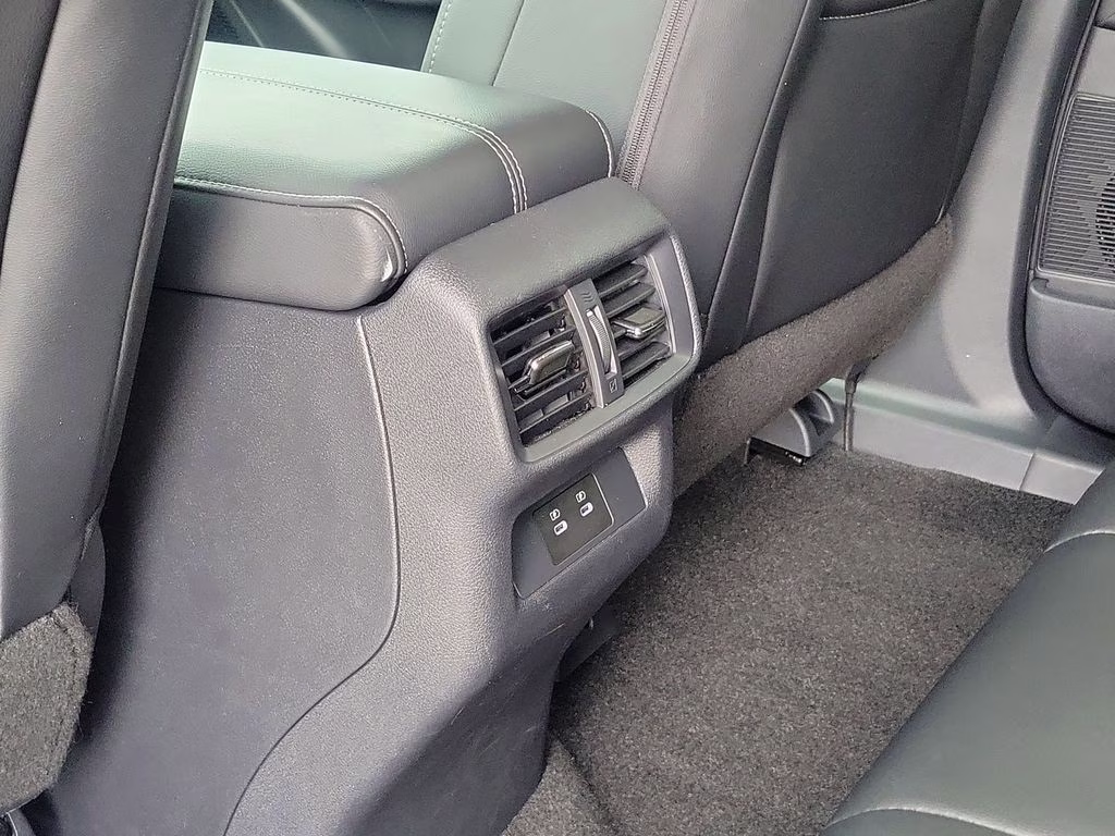 2025 Everest White Pearl Tricoat Nissan Murano SV AWD SUV