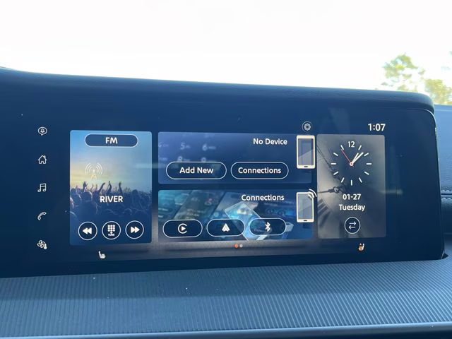 2025 Everest White Pearl Tricoat Nissan Murano SV AWD SUV