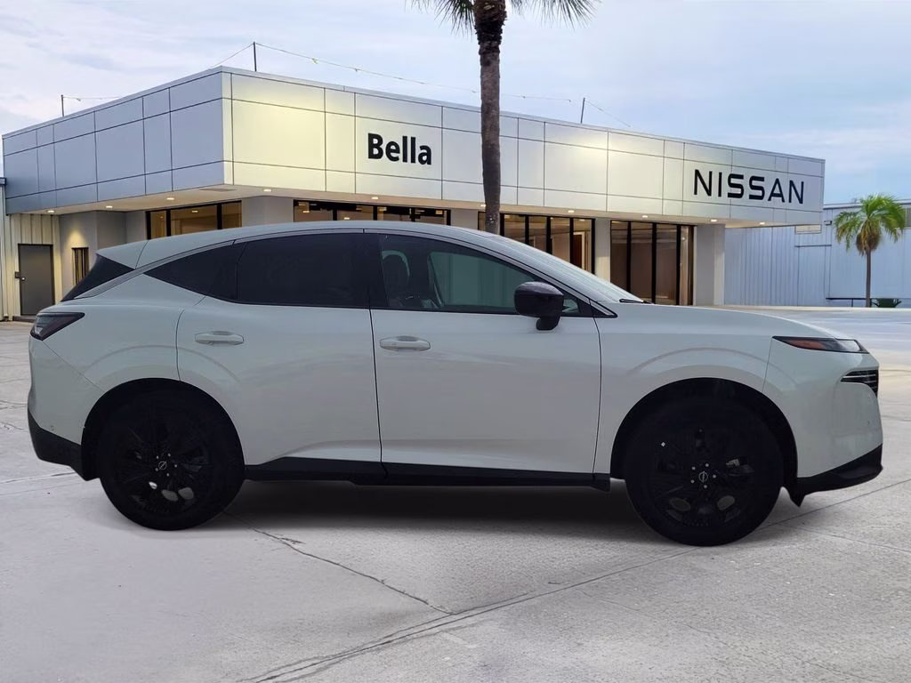 2025 Everest White Pearl Tricoat Nissan Murano SV AWD SUV