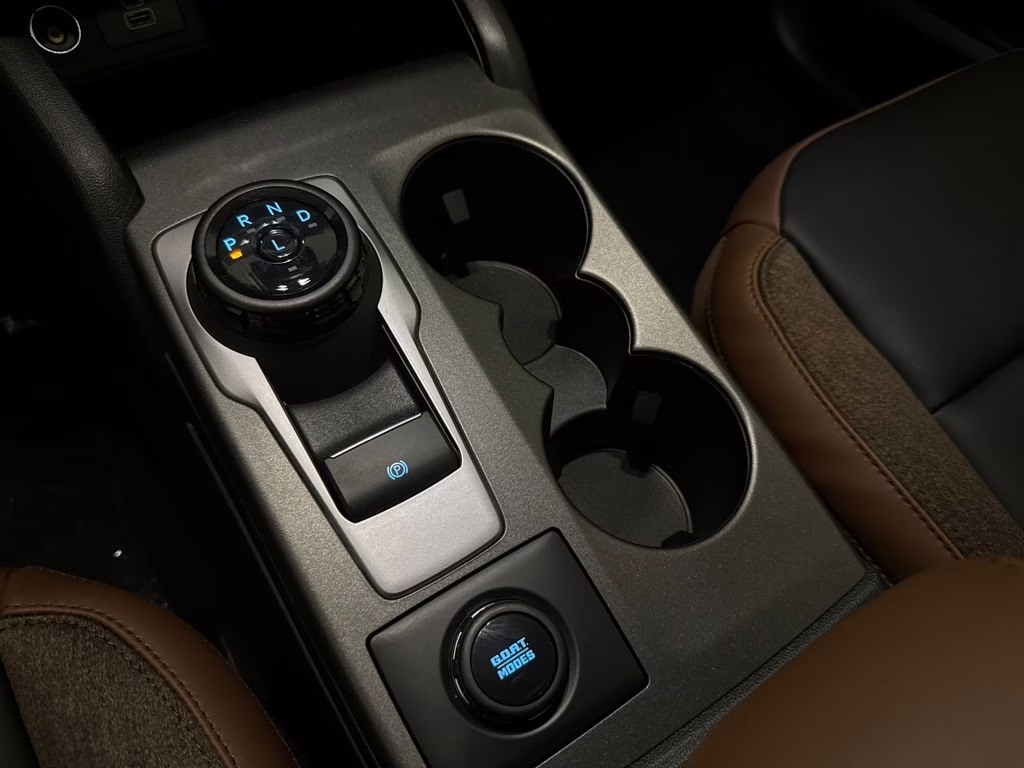 2026 Oxford White Ford Bronco Sport Outer Banks 4X4 SUV