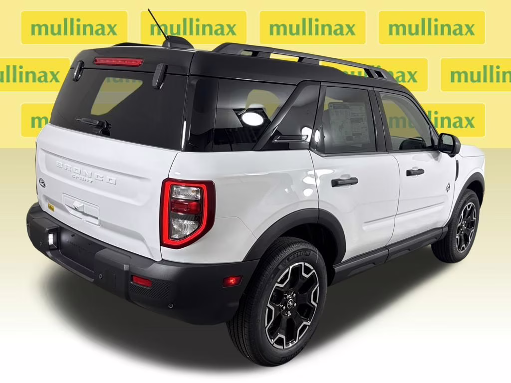 2026 Oxford White Ford Bronco Sport Outer Banks 4X4 SUV
