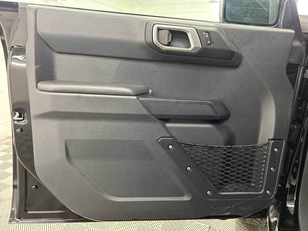 2026 SHADOW BLACK Ford Bronco Big Bend 4X4 SUV