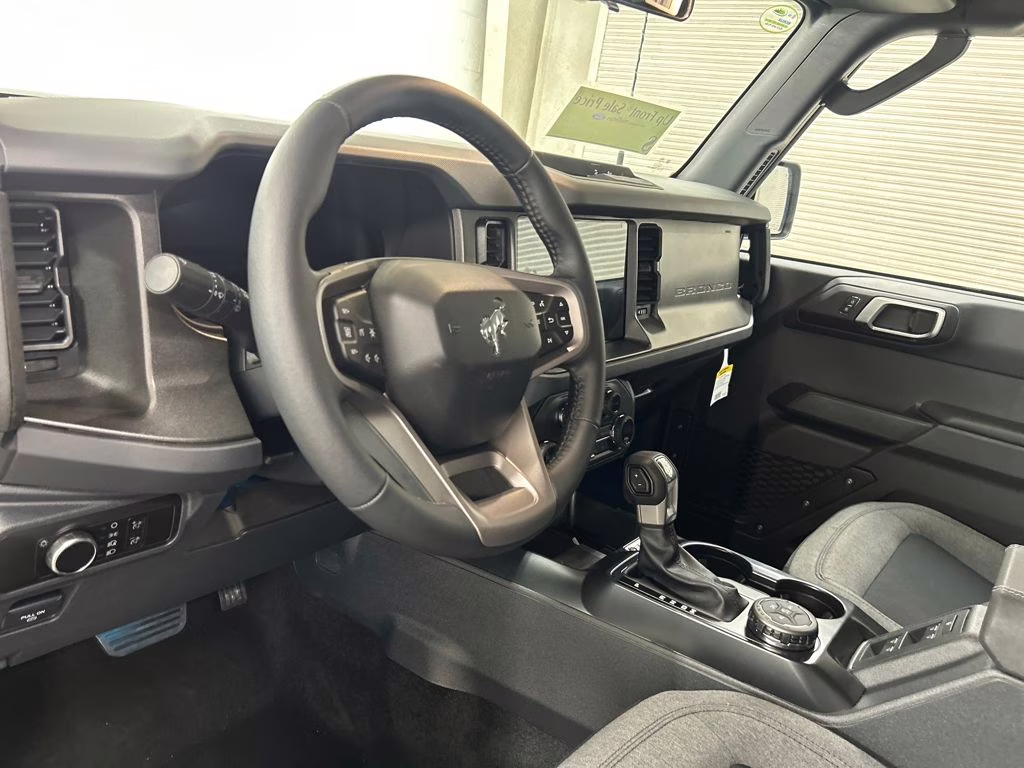 2026 SHADOW BLACK Ford Bronco Big Bend 4X4 SUV