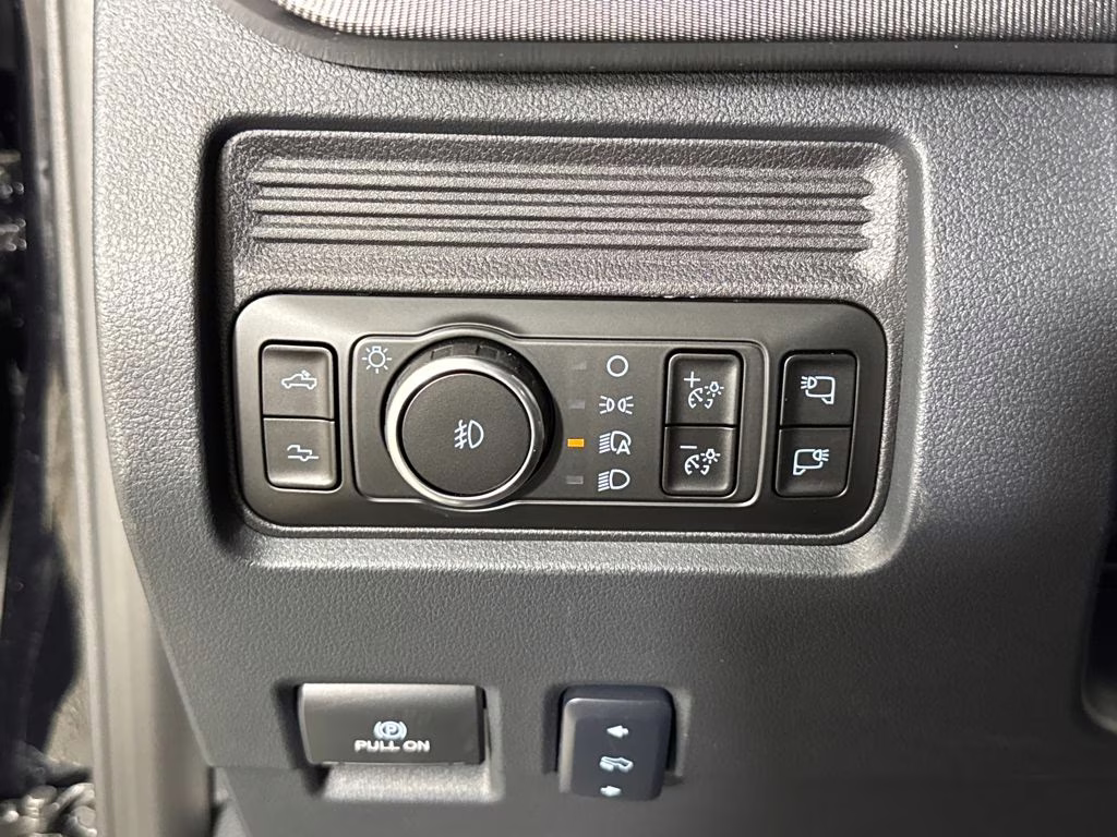 2026 Agate Black Metallic Ford Super Duty F-250 SRW Platinum 4X4 Truck