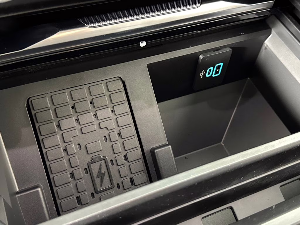 2026 Agate Black Metallic Ford Super Duty F-250 SRW Platinum 4X4 Truck