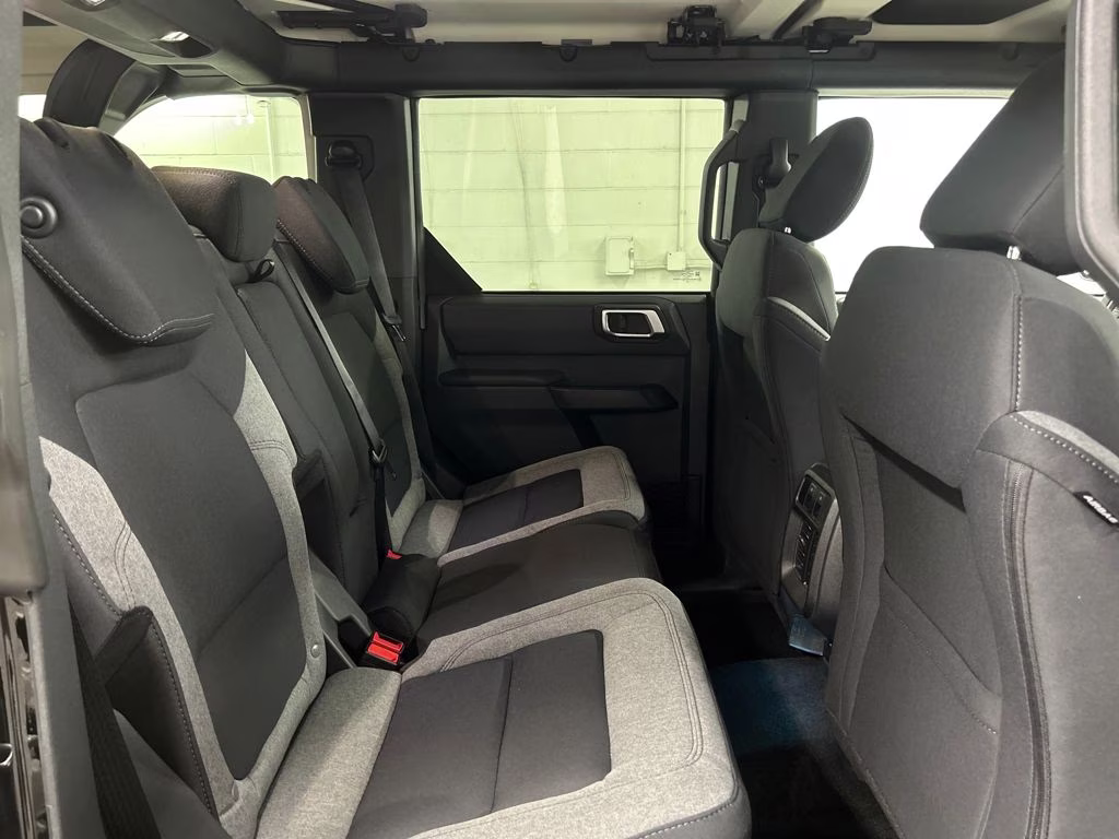 2026 SHADOW BLACK Ford Bronco Big Bend 4X4 SUV