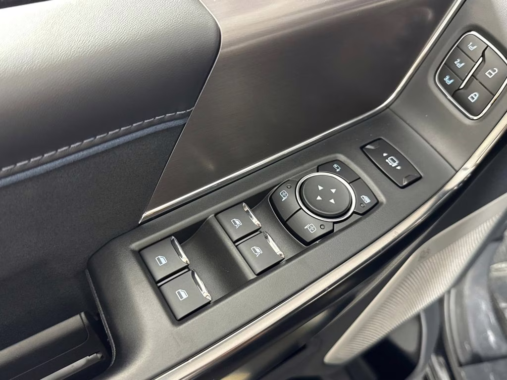 2026 Agate Black Metallic Ford Super Duty F-250 SRW Platinum 4X4 Truck