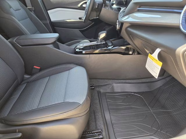 2026 Sterling Gray Metallic Chevrolet Trax LT FWD SUV