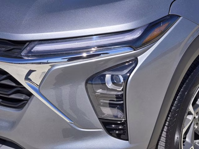 2026 Sterling Gray Metallic Chevrolet Trax LT FWD SUV