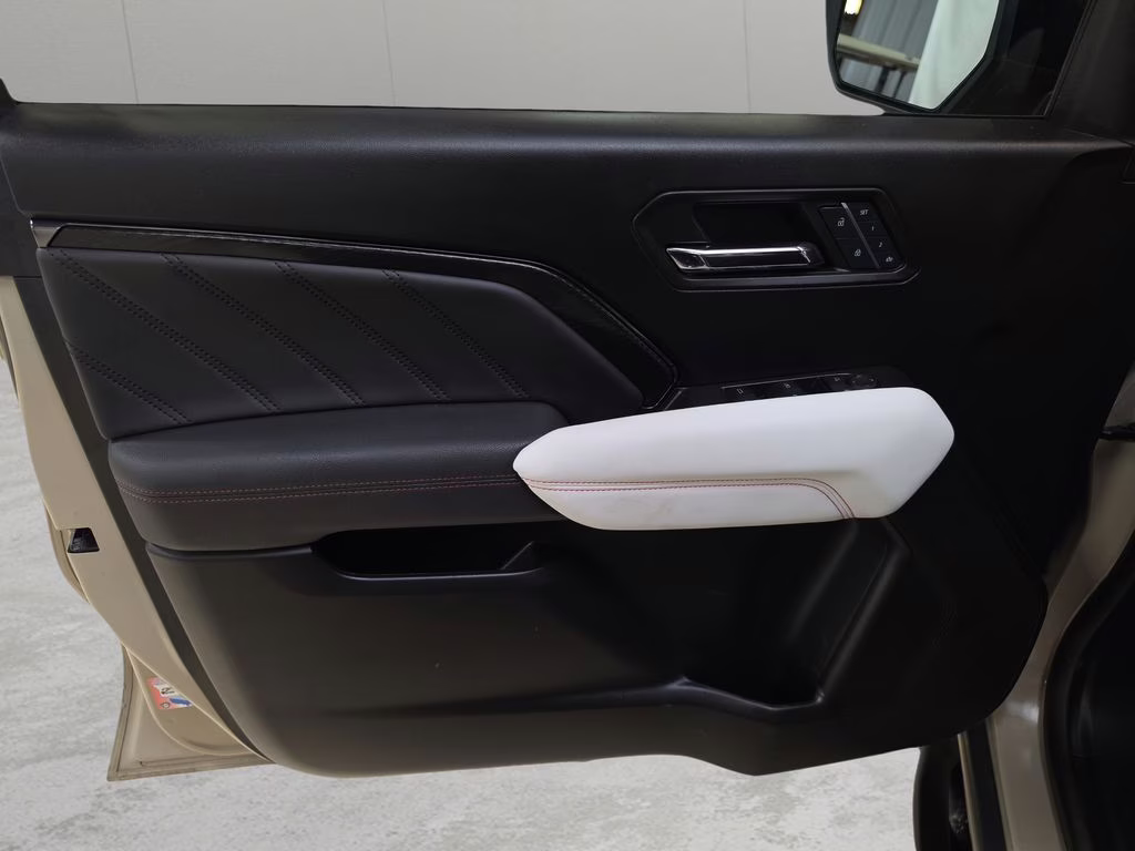 2024 Desert Sand Metallic GMC Canyon AT4X 4X4 Truck