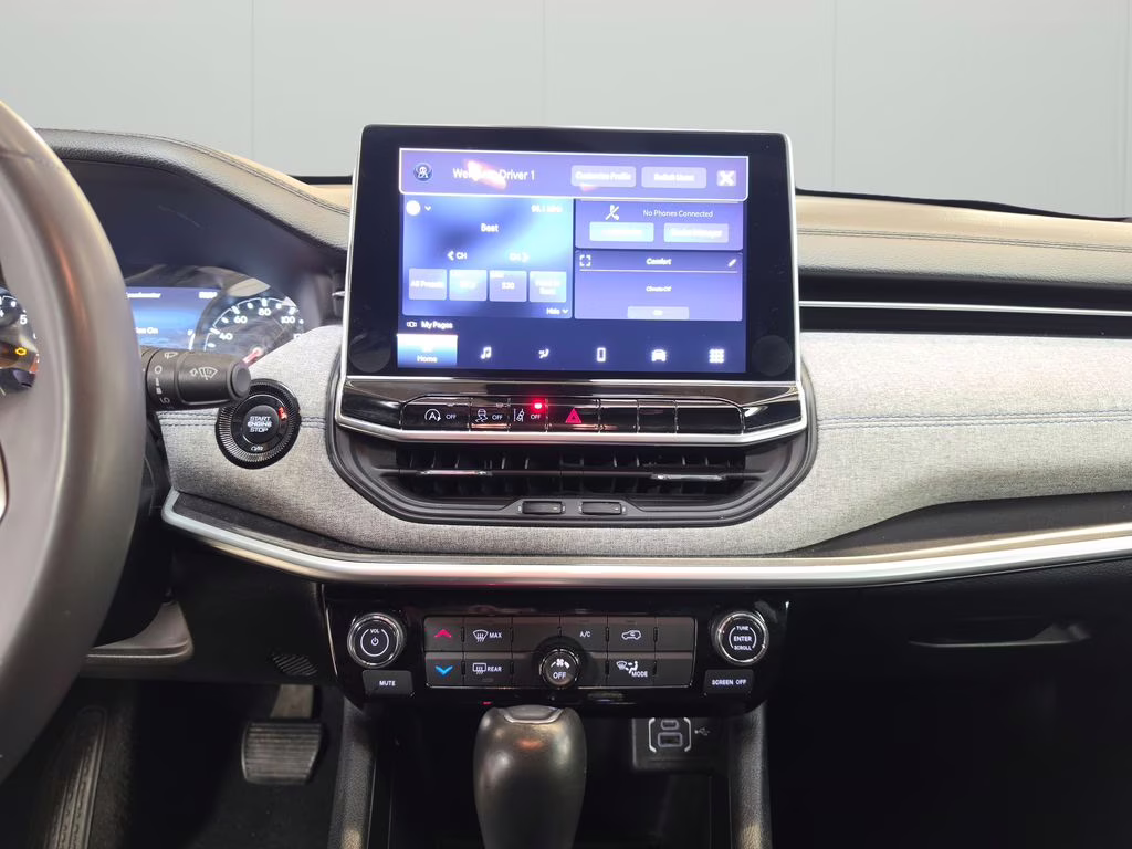 2024 Jeep Compass Latitude 4X4 SUV