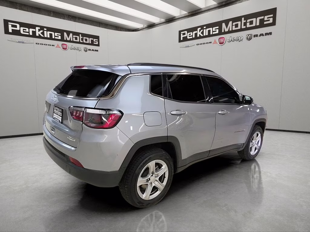 2024 Jeep Compass Latitude 4X4 SUV