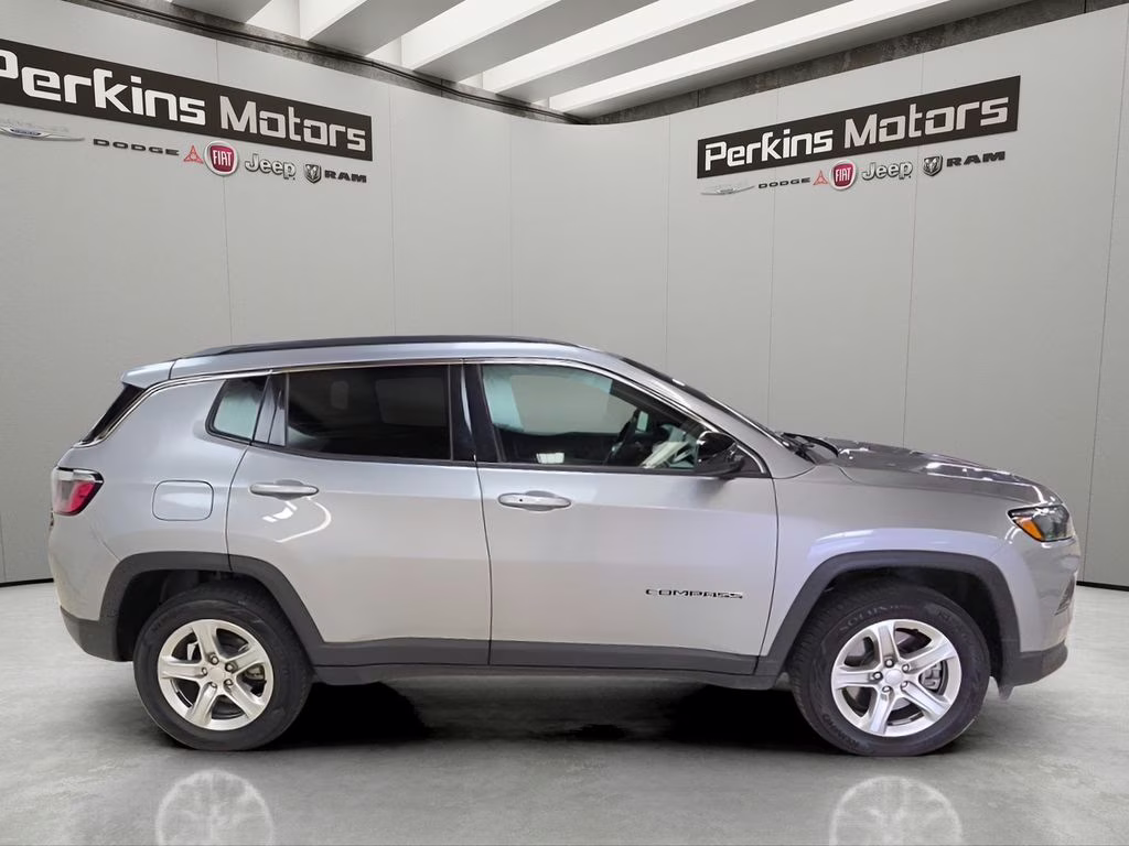 2024 Jeep Compass Latitude 4X4 SUV