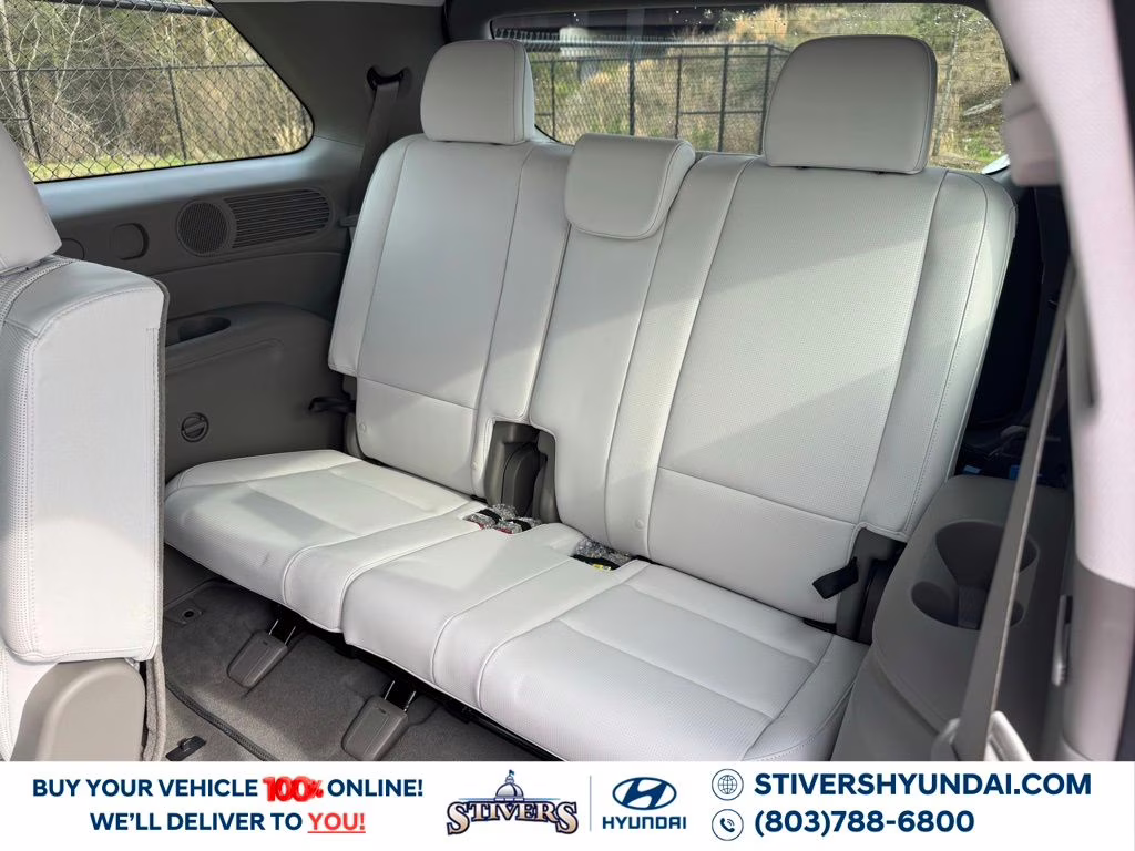 2026 Creamy White Pearl Hyundai Palisade SEL FWD SUV