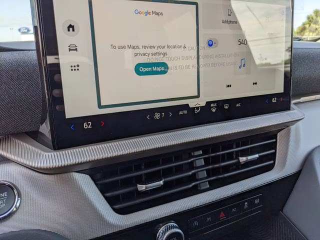 2026 Space White Metallic Ford Explorer Active RWD SUV