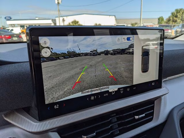 2026 Space White Metallic Ford Explorer Active RWD SUV