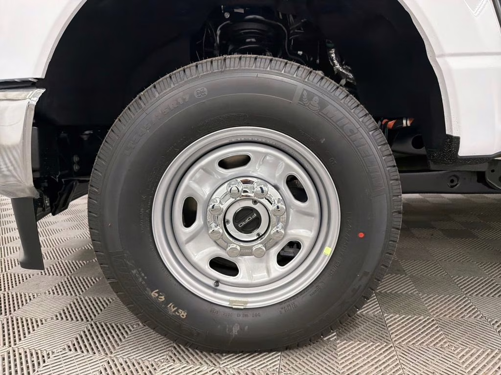 2026 OXFORD WHITE Ford Super Duty F-250 SRW XL 4X4 Truck