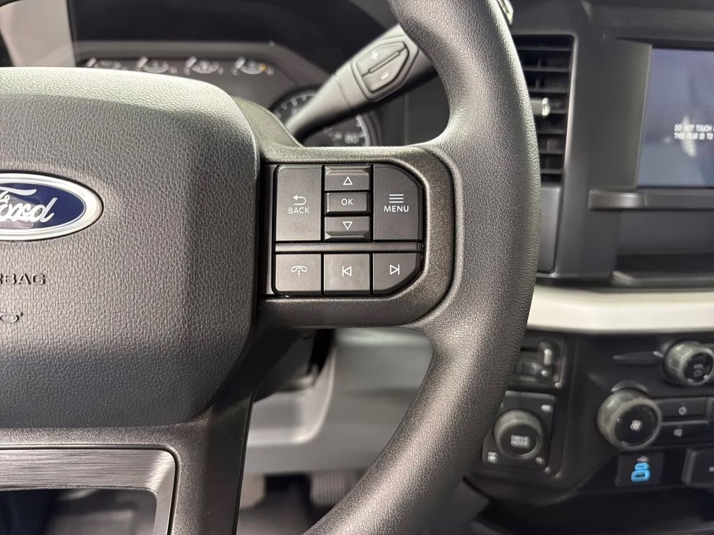 2026 OXFORD WHITE Ford Super Duty F-250 SRW XL 4X4 Truck