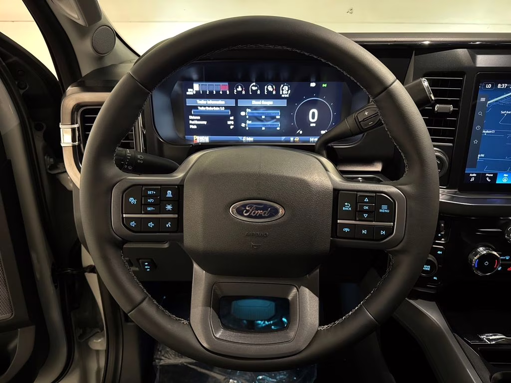 2026 Avalanche Ford Super Duty F-250 SRW Lariat 4X4 Truck