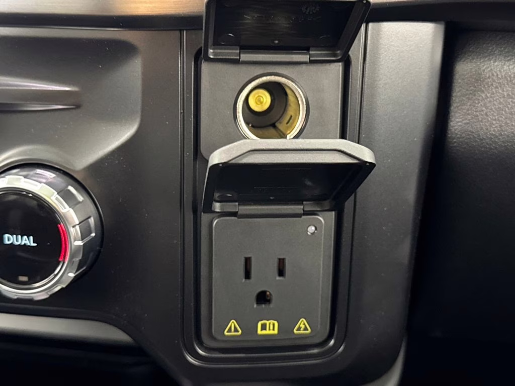 2026 Avalanche Ford Super Duty F-250 SRW Lariat 4X4 Truck