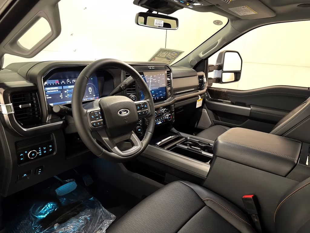 2026 Avalanche Ford Super Duty F-250 SRW Lariat 4X4 Truck