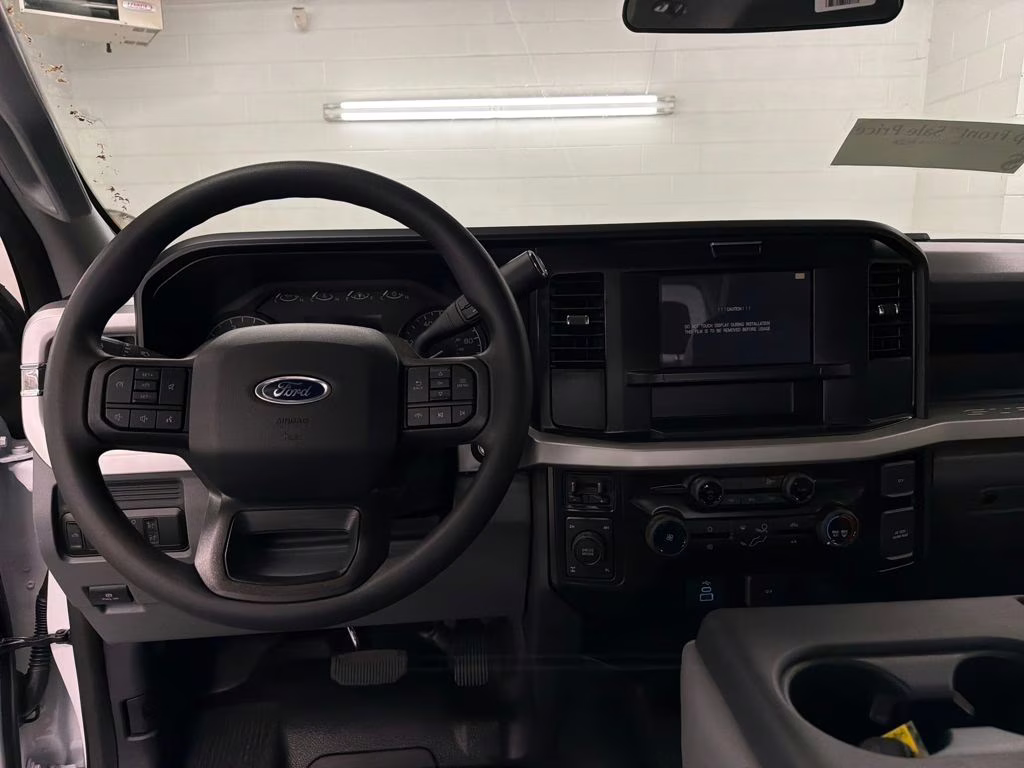 2026 OXFORD WHITE Ford Super Duty F-250 SRW XL 4X4 Truck