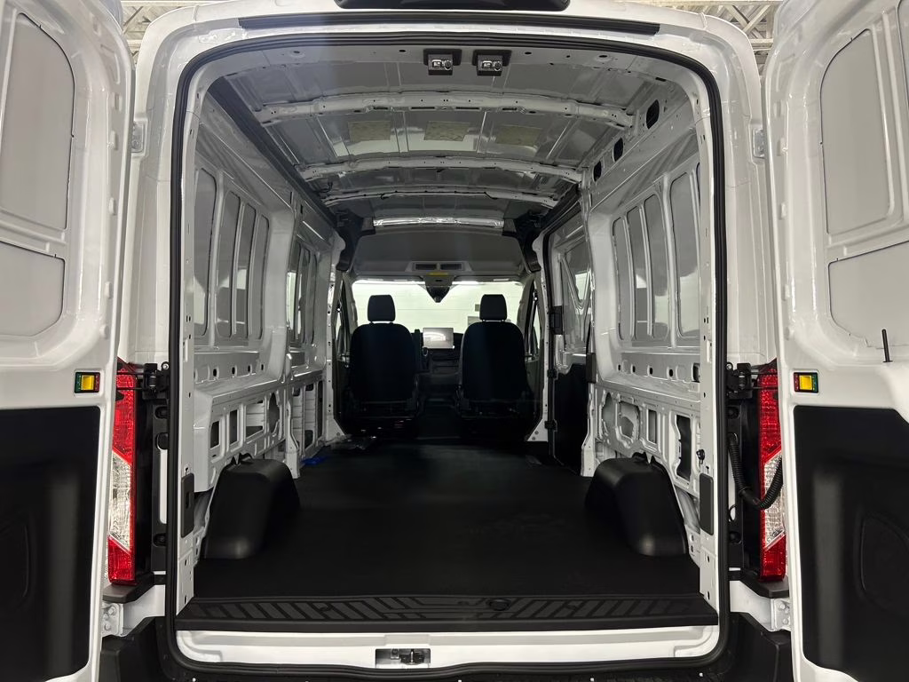 2026 OXFORD WHITE Ford Transit-250 Base RWD Van