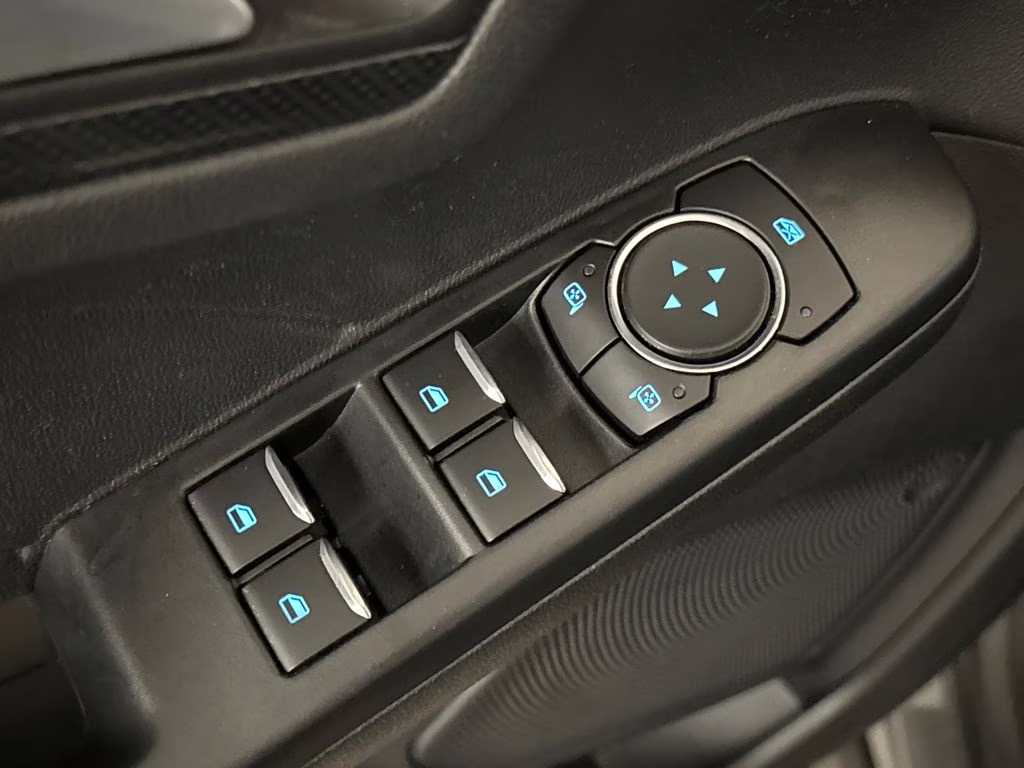 2025 Gray Metallic Ford Escape ST-Line FWD SUV