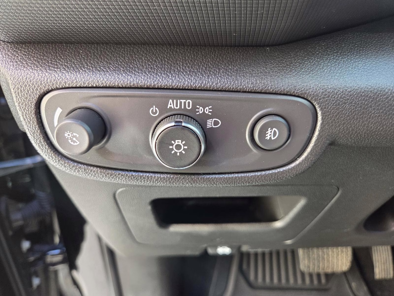 2023 Mosaic Black Metallic Chevrolet Trailblazer RS FWD SUV