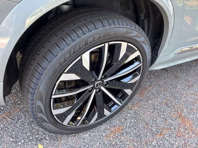 2026 Vapour Grey Volvo XC90 B6 Plus 7-Seater AWD SUV
